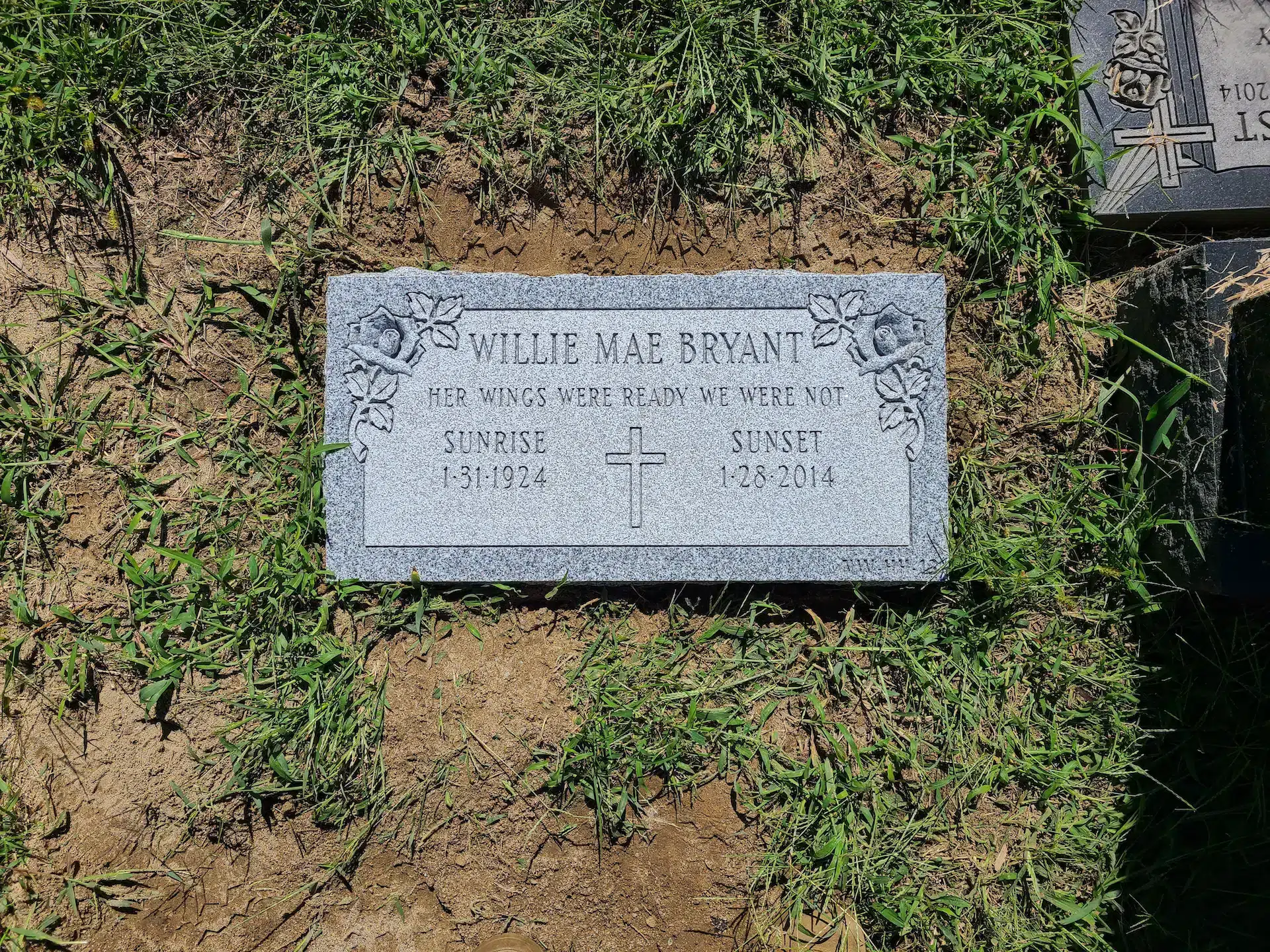 Grave marker hand-carved by NJ Grave Markers in New Jersey NJ — image 5